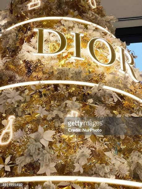 toronto dior tree
